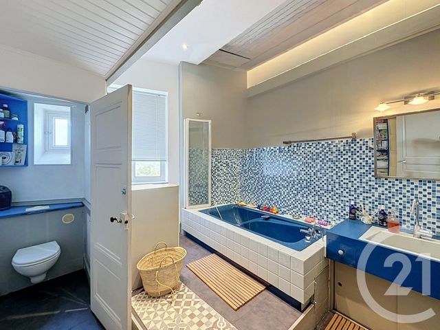 Appartement à vendre - 4 pièces - 135.0 m2 - CALUIRE ET CUIRE - 69 - RHONE-ALPES - Century 21 Rive Gauche