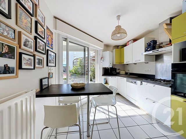 Appartement F5 à vendre - 5 pièces - 109.95 m2 - CALUIRE ET CUIRE - 69 - RHONE-ALPES - Century 21 Rive Gauche