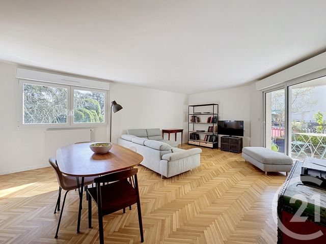 Appartement F5 à vendre - 5 pièces - 109.95 m2 - CALUIRE ET CUIRE - 69 - RHONE-ALPES - Century 21 Rive Gauche