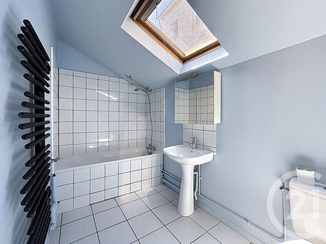 Appartement F2 à louer - 2 pièces - 47.45 m2 - VILLEURBANNE - 69 - RHONE-ALPES - Century 21 Rive Gauche