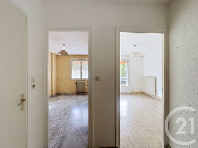 Appartement T2 à vendre - 2 pièces - 31.22 m2 - LYON - 69003 - RHONE-ALPES - Century 21 Rive Gauche