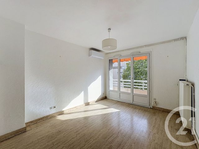 Appartement T2 à vendre - 2 pièces - 31.22 m2 - LYON - 69003 - RHONE-ALPES - Century 21 Rive Gauche