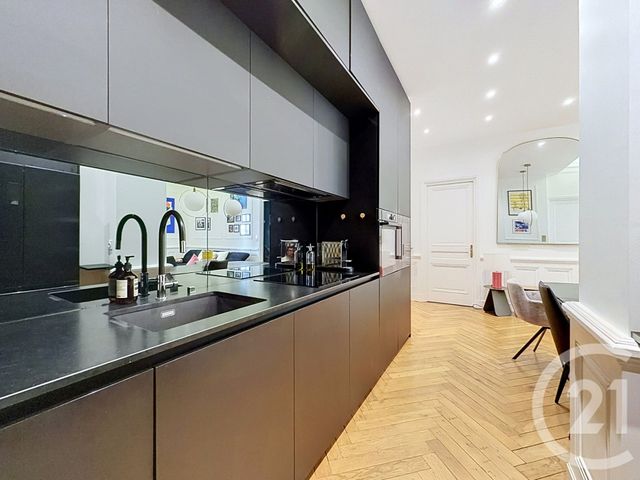 Appartement F3 à vendre - 3 pièces - 78.09 m2 - LYON - 69006 - RHONE-ALPES - Century 21 Rive Gauche